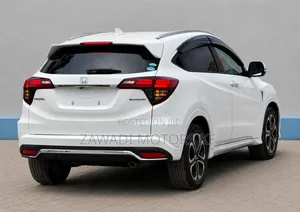 Honda Vezel 1.5 Hybrid 2WD 2019 White