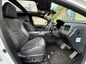 Lexus RX 2019 White