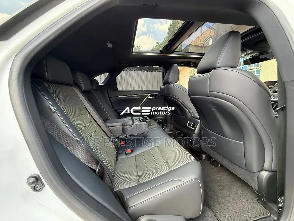 Lexus RX 2019 White