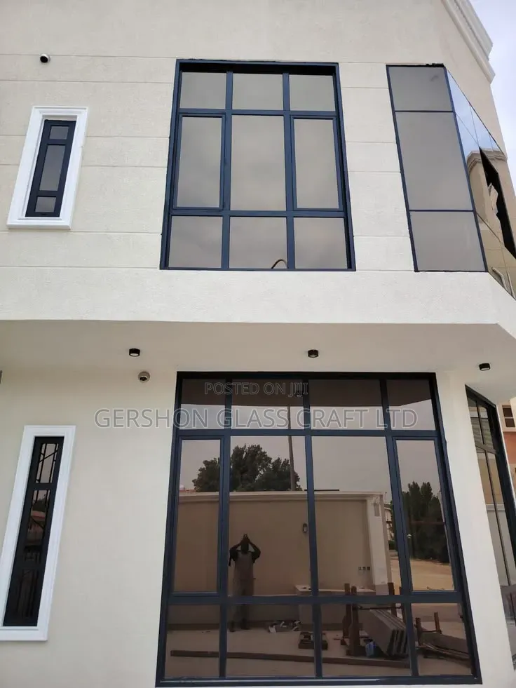 Powdered Coated Aluminium Windows