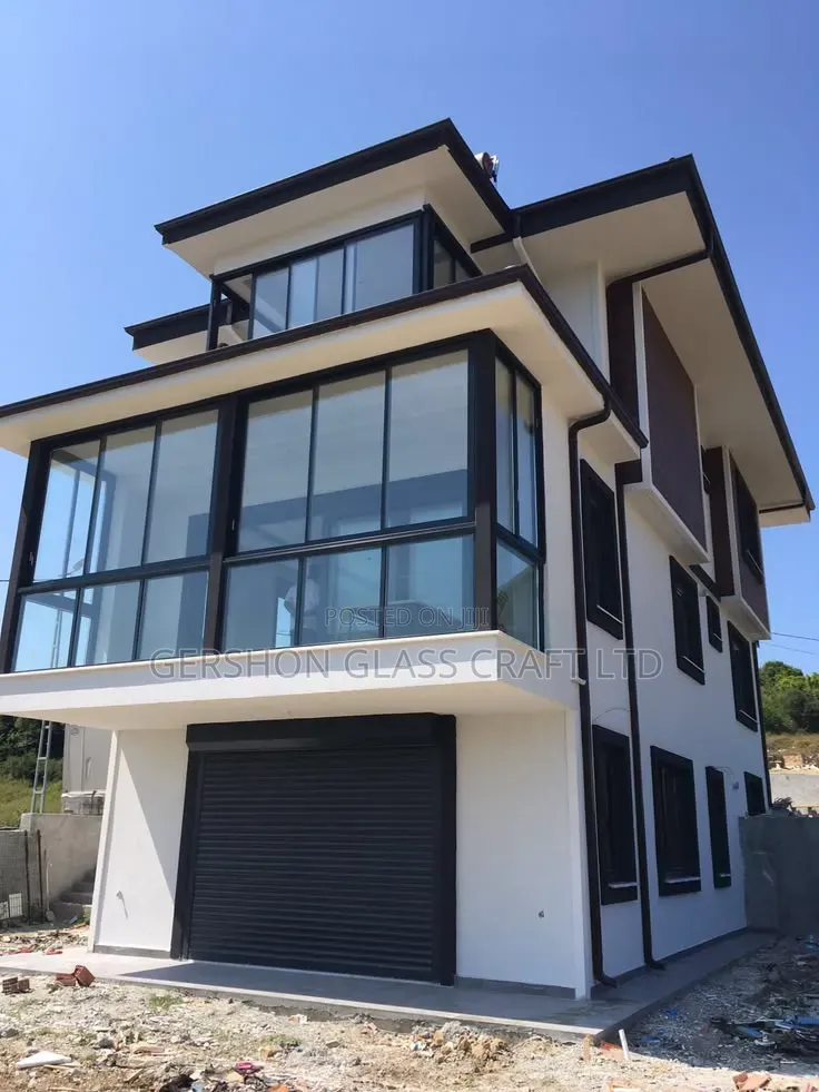 Powdered Coated Aluminium Windows