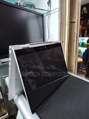 Laptop HP EliteBook 830 G8 16GB Intel Core i7 SSD 512GB