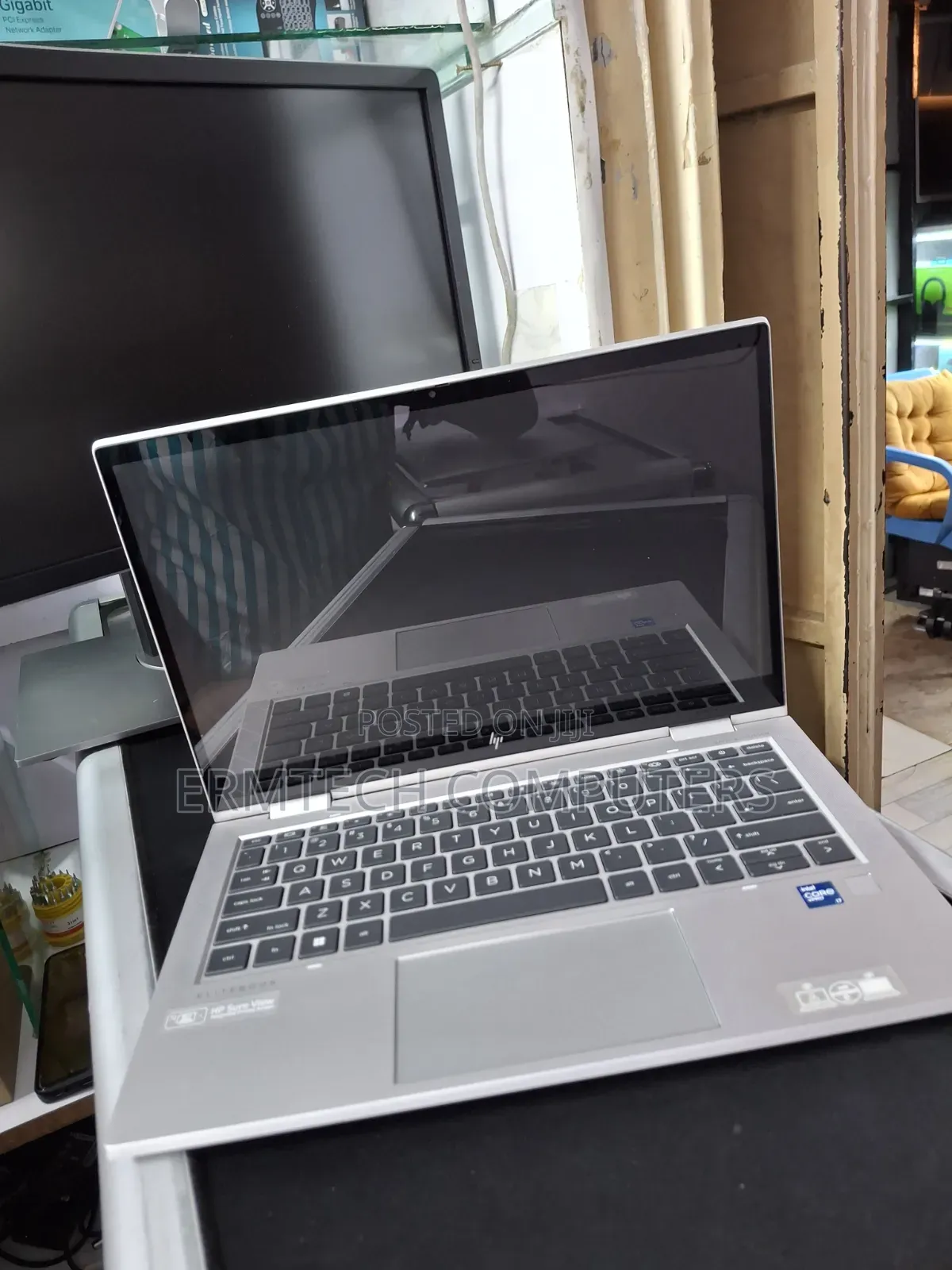 Laptop HP EliteBook 830 G8 16GB Intel Core i7 SSD 512GB