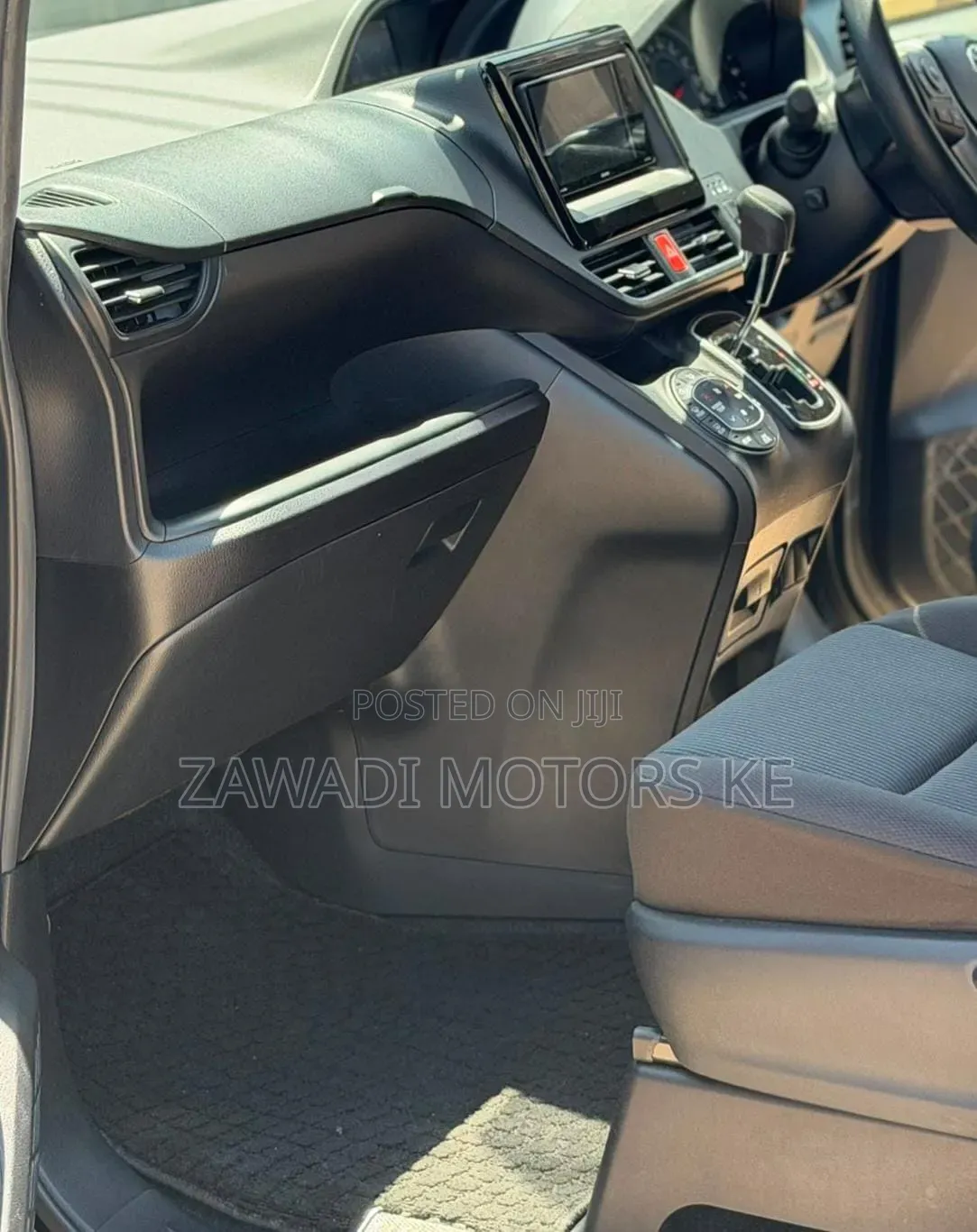 Toyota Noah 2.0 FWD (7 Seater) 2019 Black