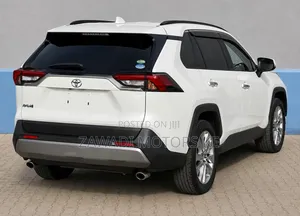 Toyota RAV4 Limited FWD 2020 Pearl