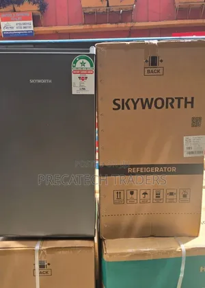 Skyworth 90L Refrigerator – Space Saving & Efficient
