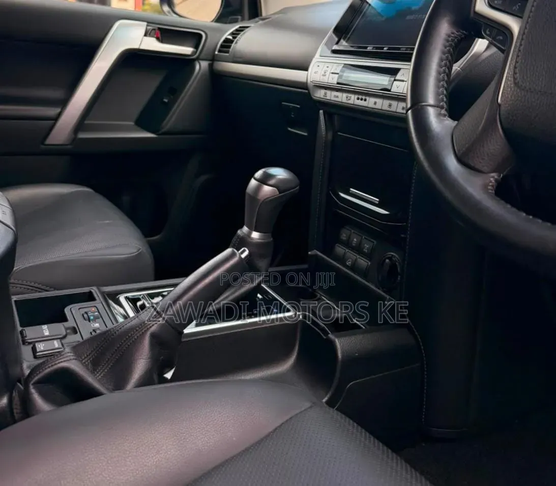 Toyota Land Cruiser Prado 2021 Matt Black
