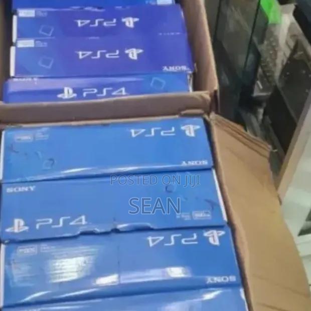 Sony PlayStation 4 PS4 Console