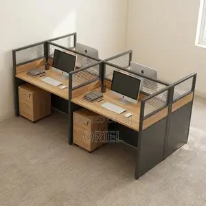 Office Workstation : Spacious Modular 4-Seater Workstation