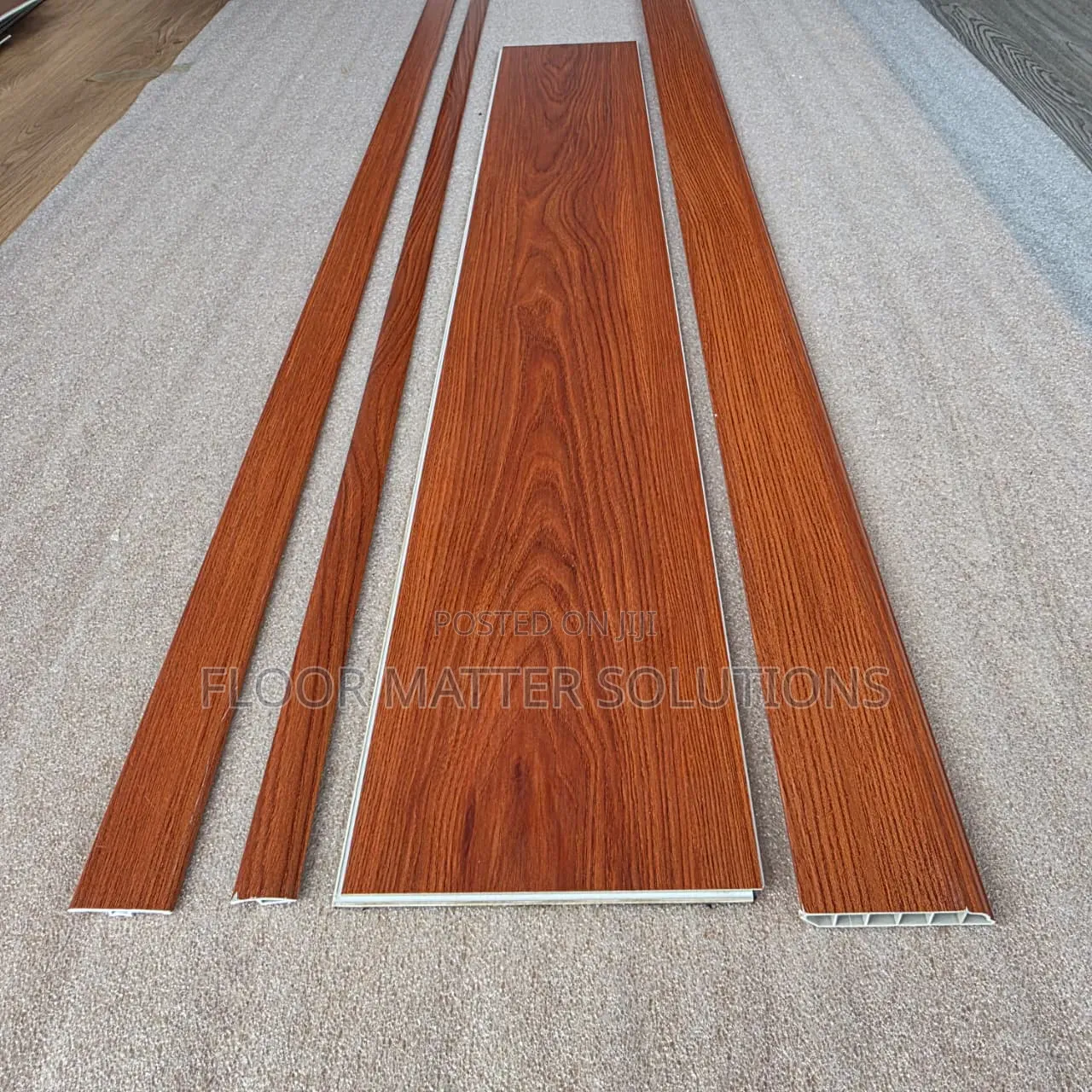 5mm SPC Flooring(mahogany Glow)