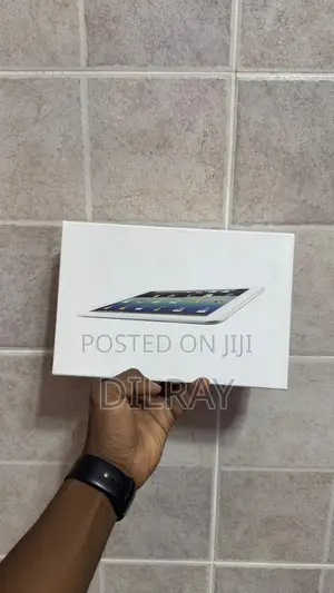 New Tablet 8 GB Silver
