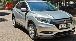 Honda Vezel 2016 Silver