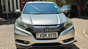 Honda Vezel 2016 Silver