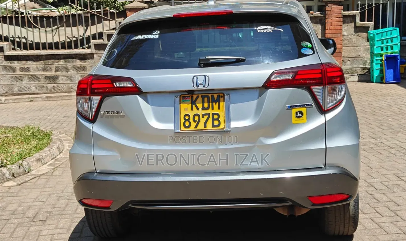 Honda Vezel 2016 Silver