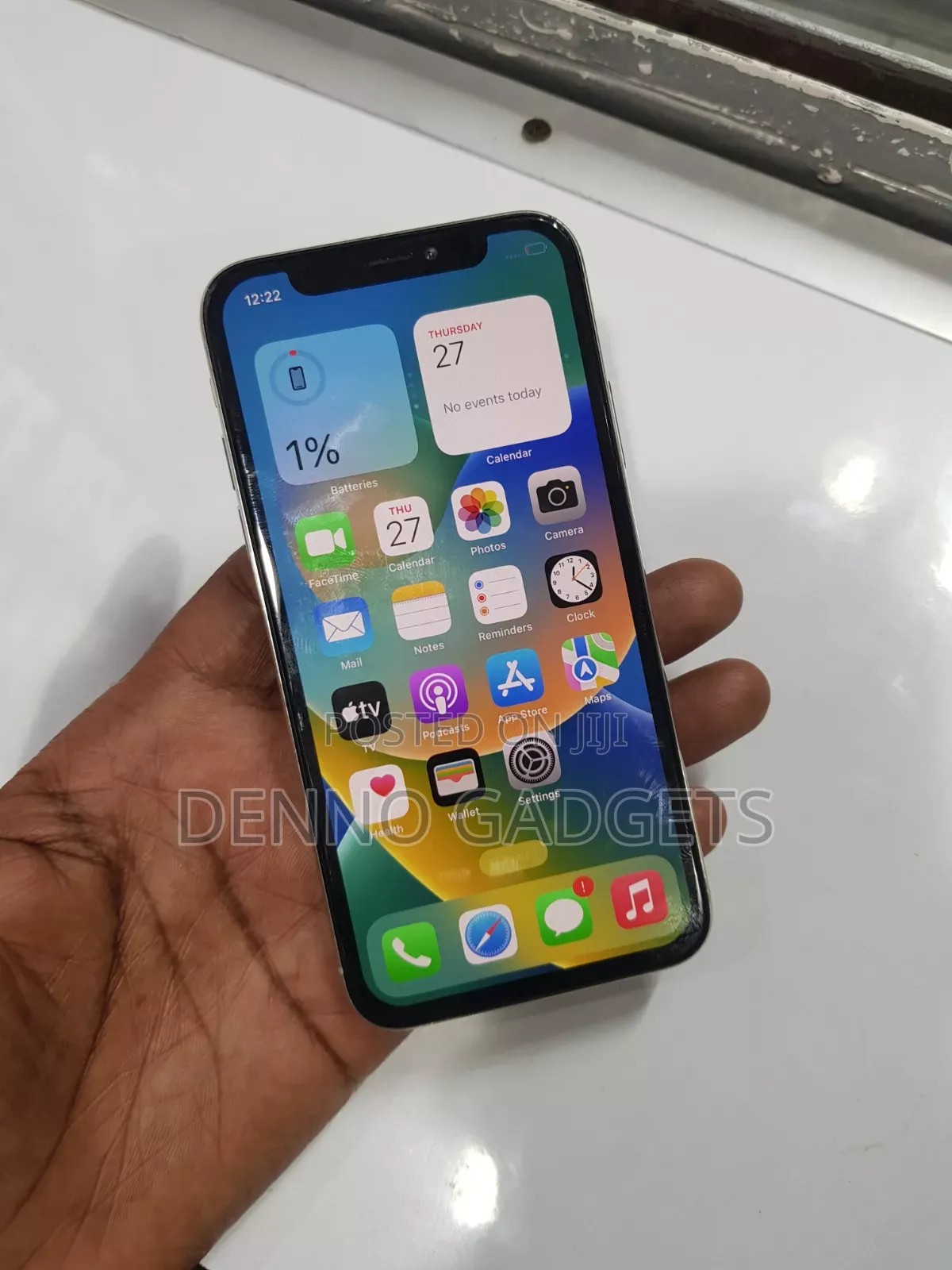 Apple iPhone X 64 GB White