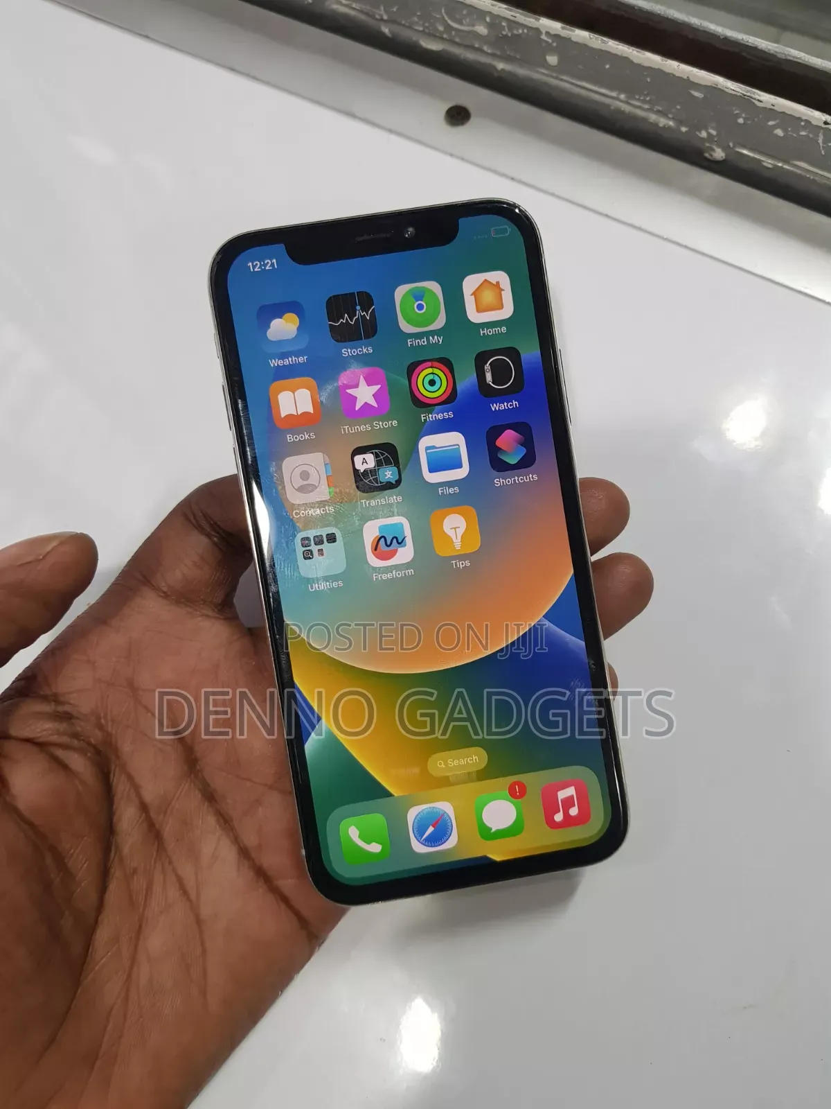 Apple iPhone X 64 GB White
