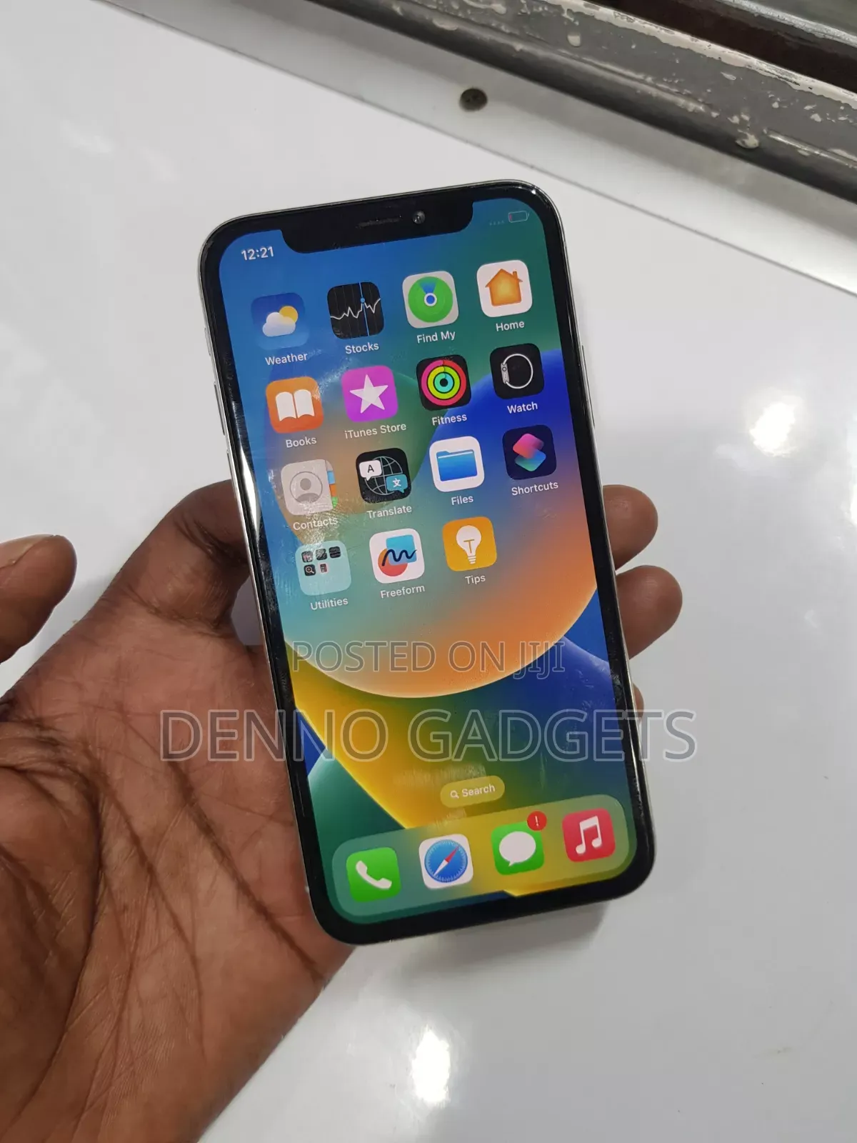 Apple iPhone X 64 GB White