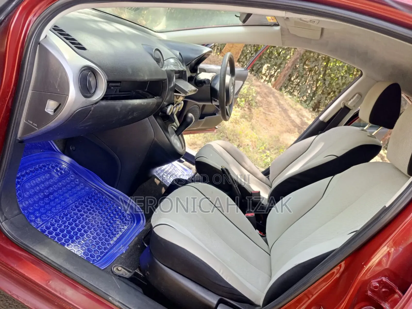 Mazda Demio 2011 Red