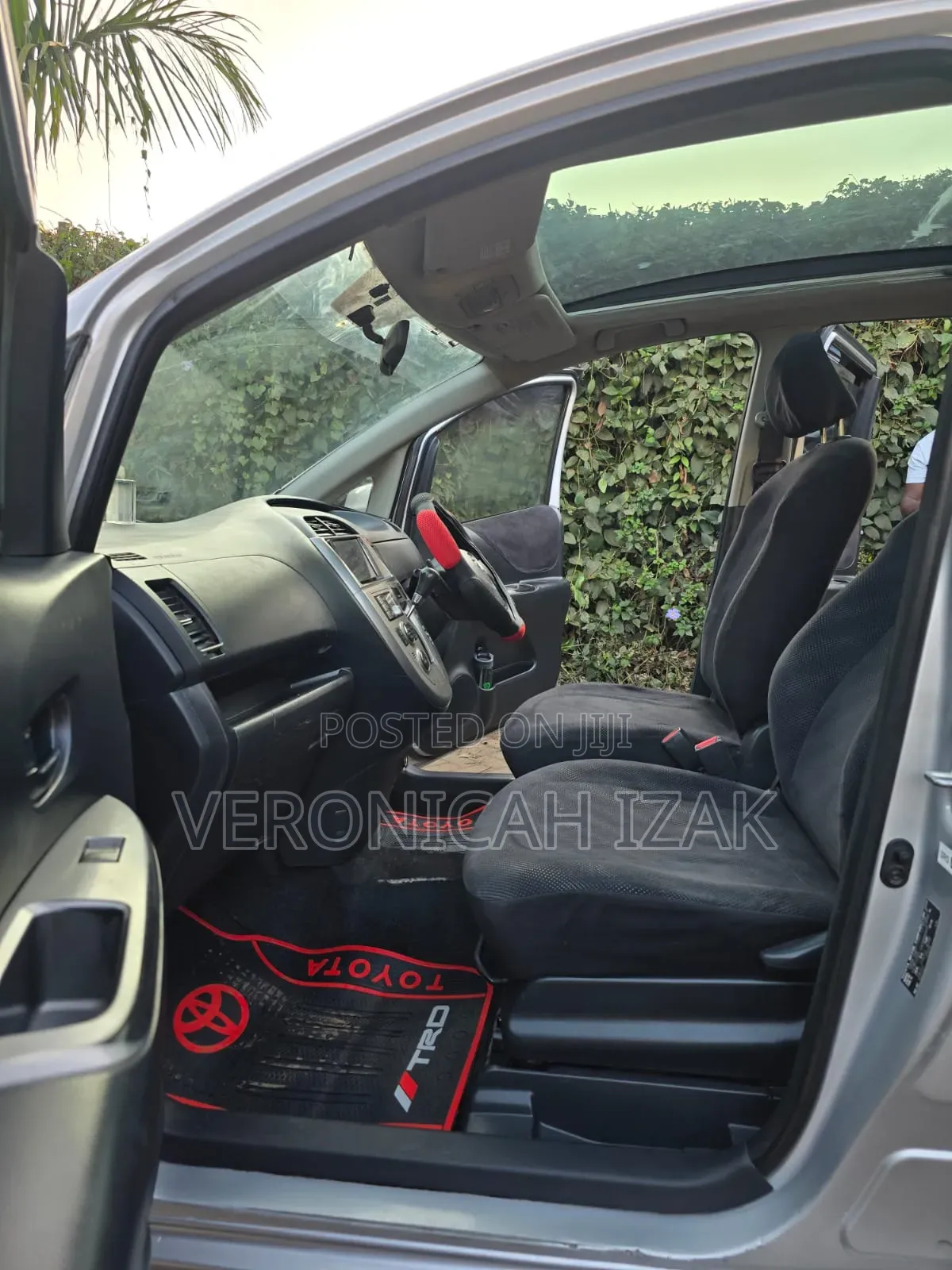 Toyota Ractis 2008 Silver