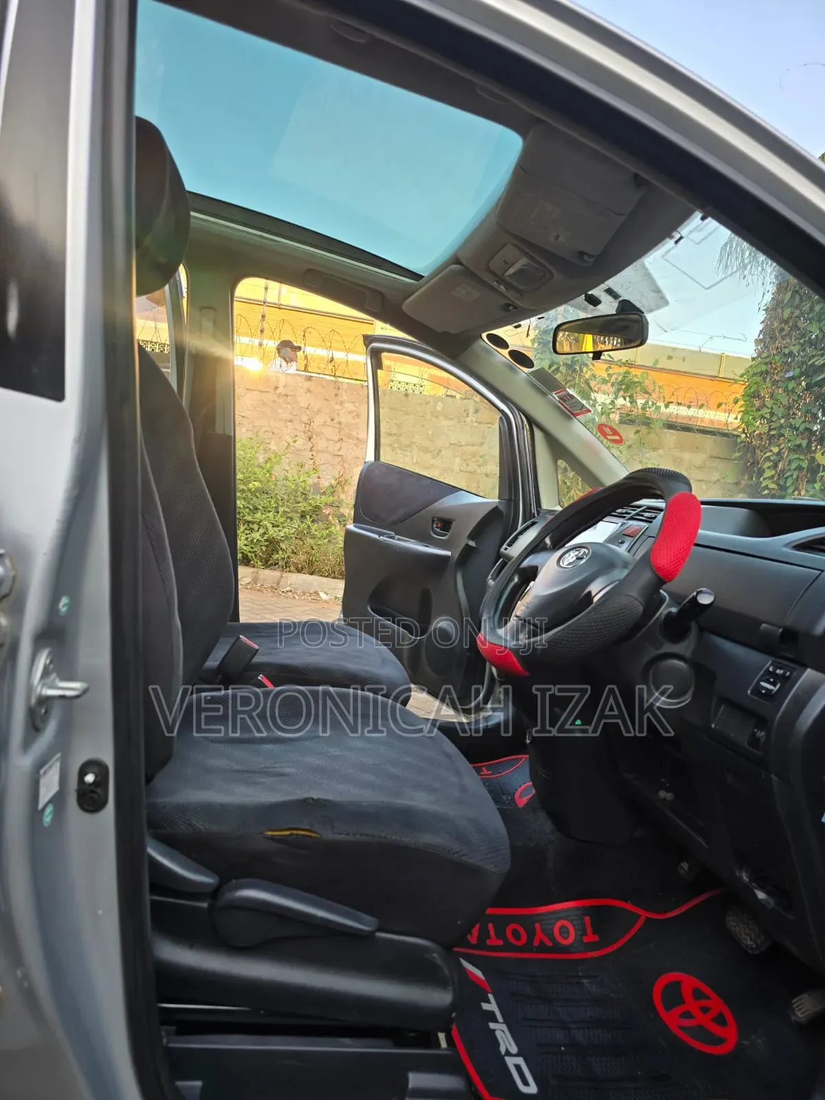 Toyota Ractis 2008 Silver