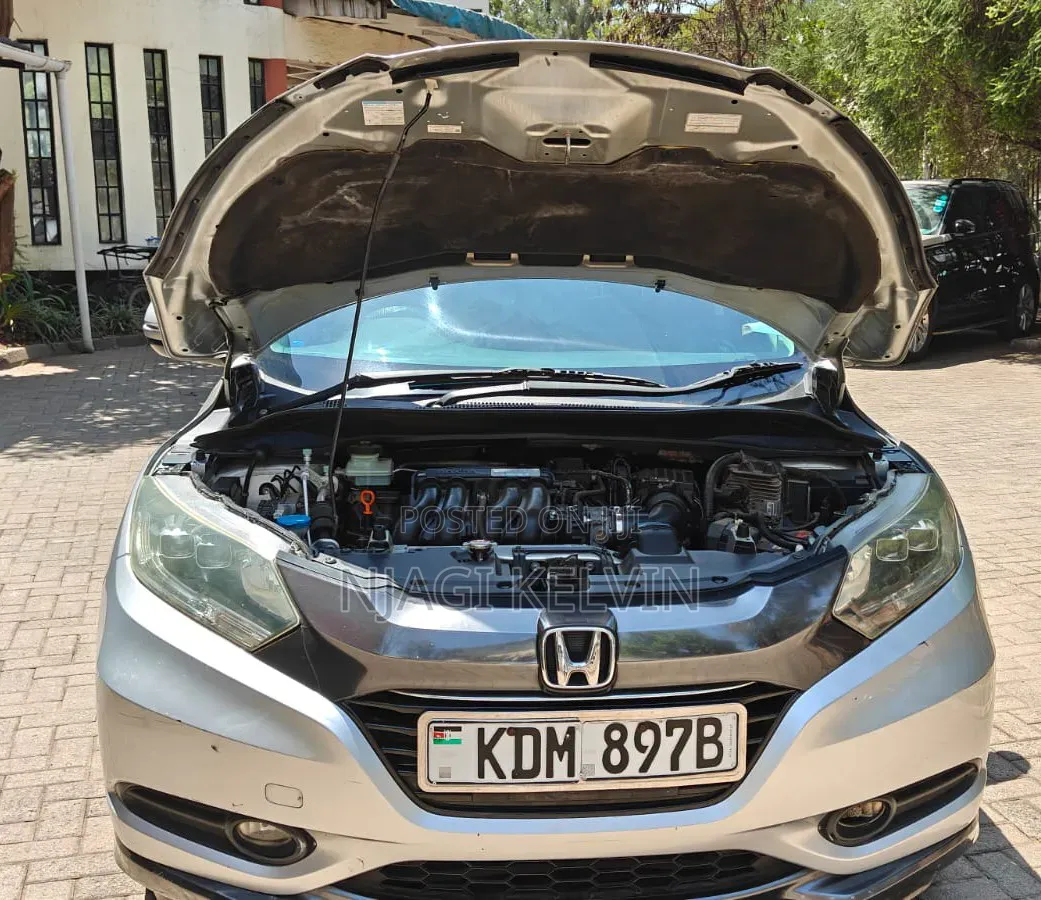 Honda Vezel 1.5 Hybrid 2WD 2016 Silver