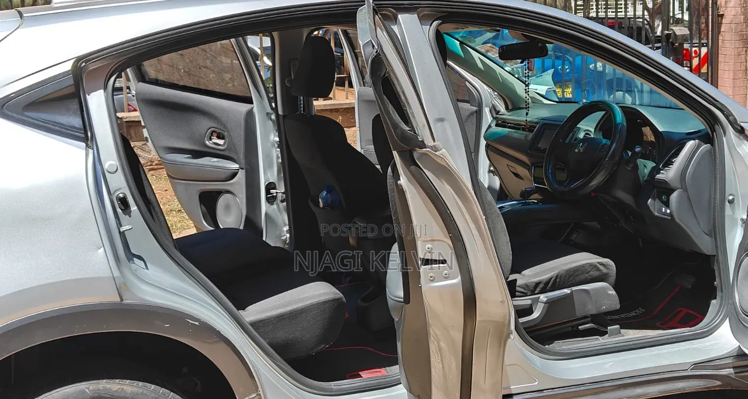 Honda Vezel 1.5 Hybrid 2WD 2016 Silver