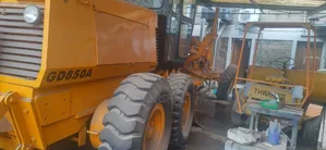 Komatsu Gd 850A Grader *