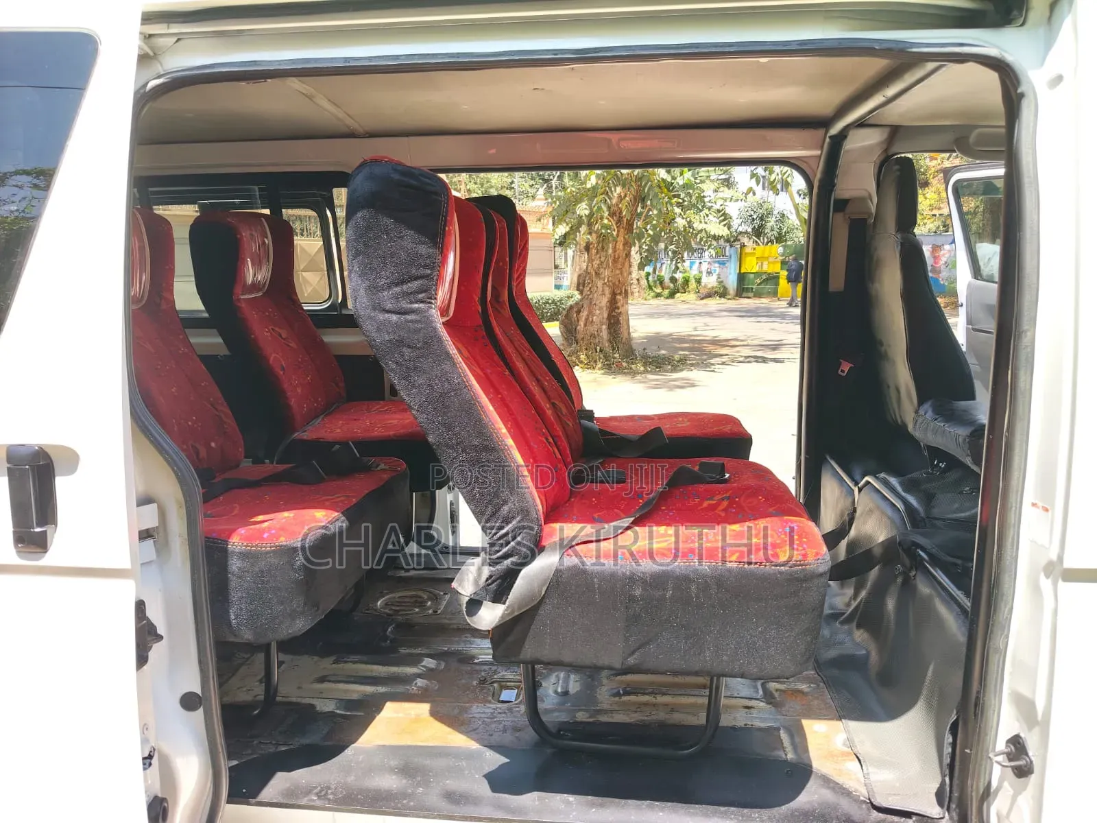 Toyota HiAce 2016