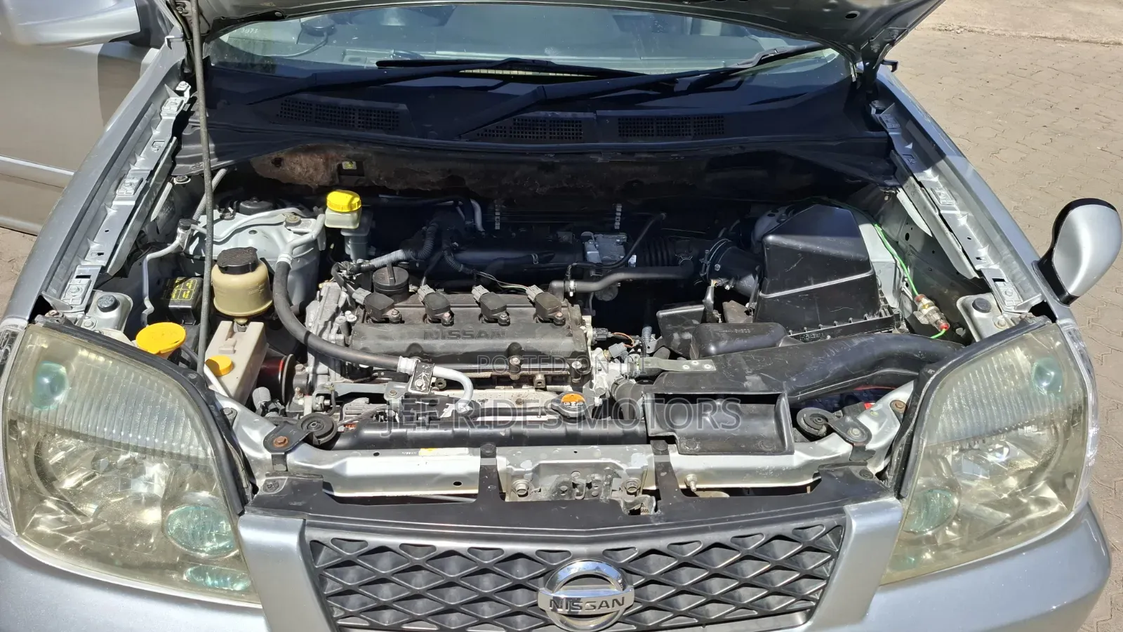 Nissan X-Trail 2006 Gray