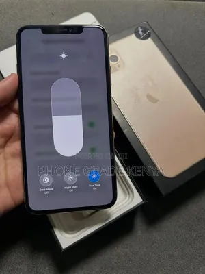Apple iPhone 11 Pro Max 64 GB Gold
