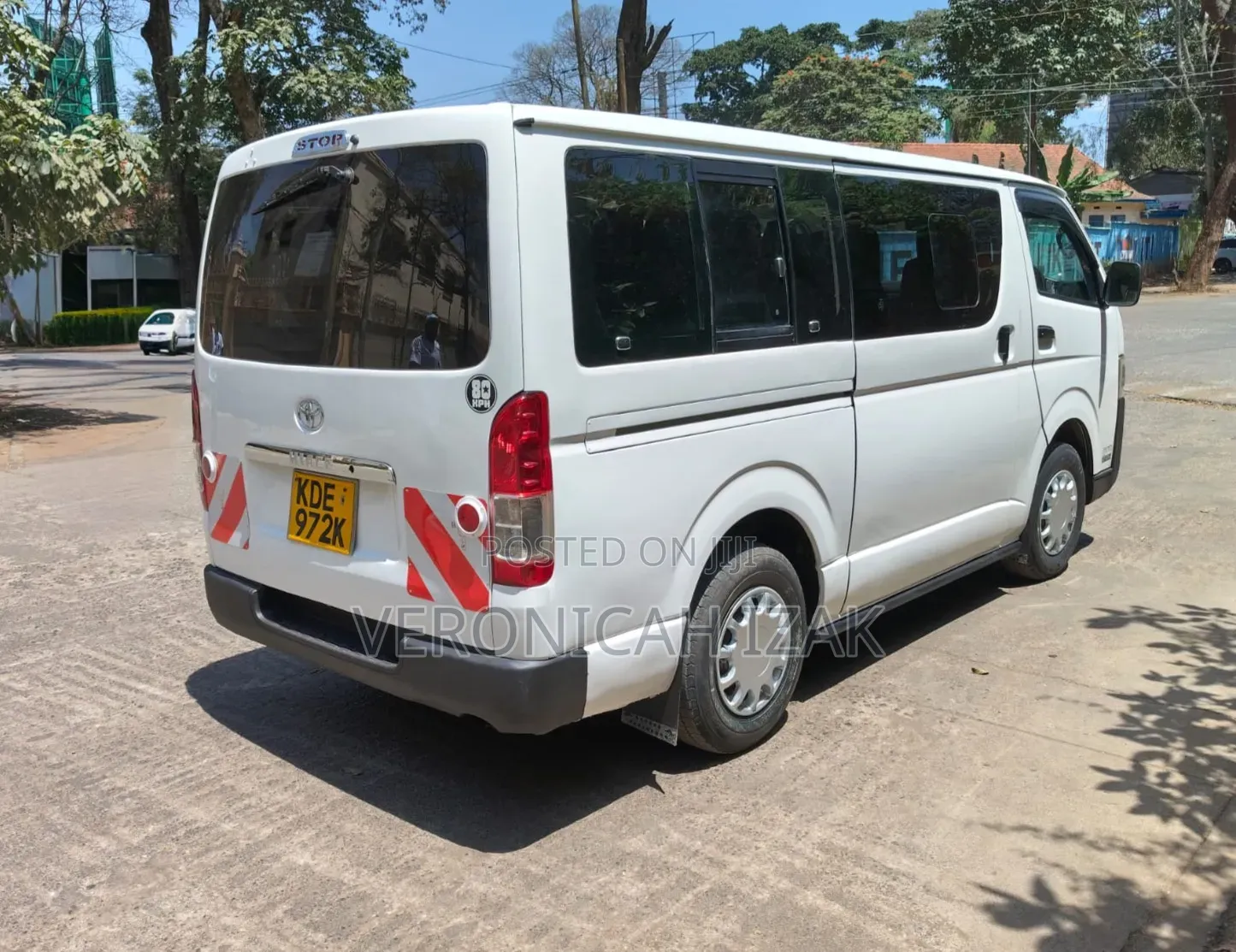 Toyota HiAce 2015 White