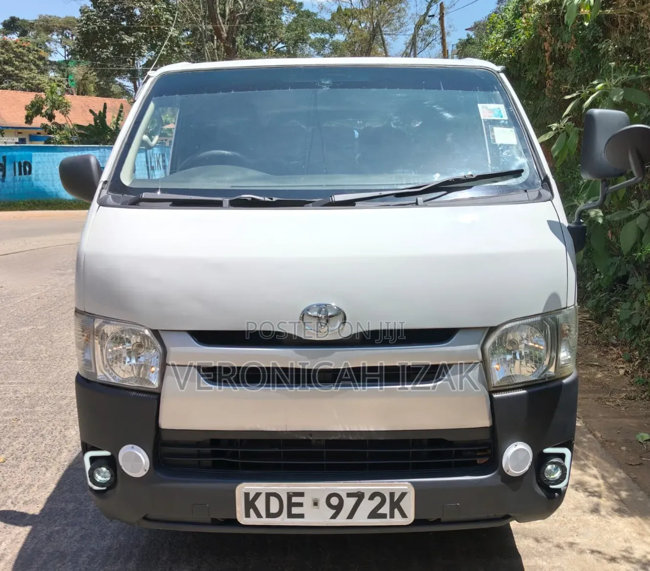 Toyota HiAce 2015 White