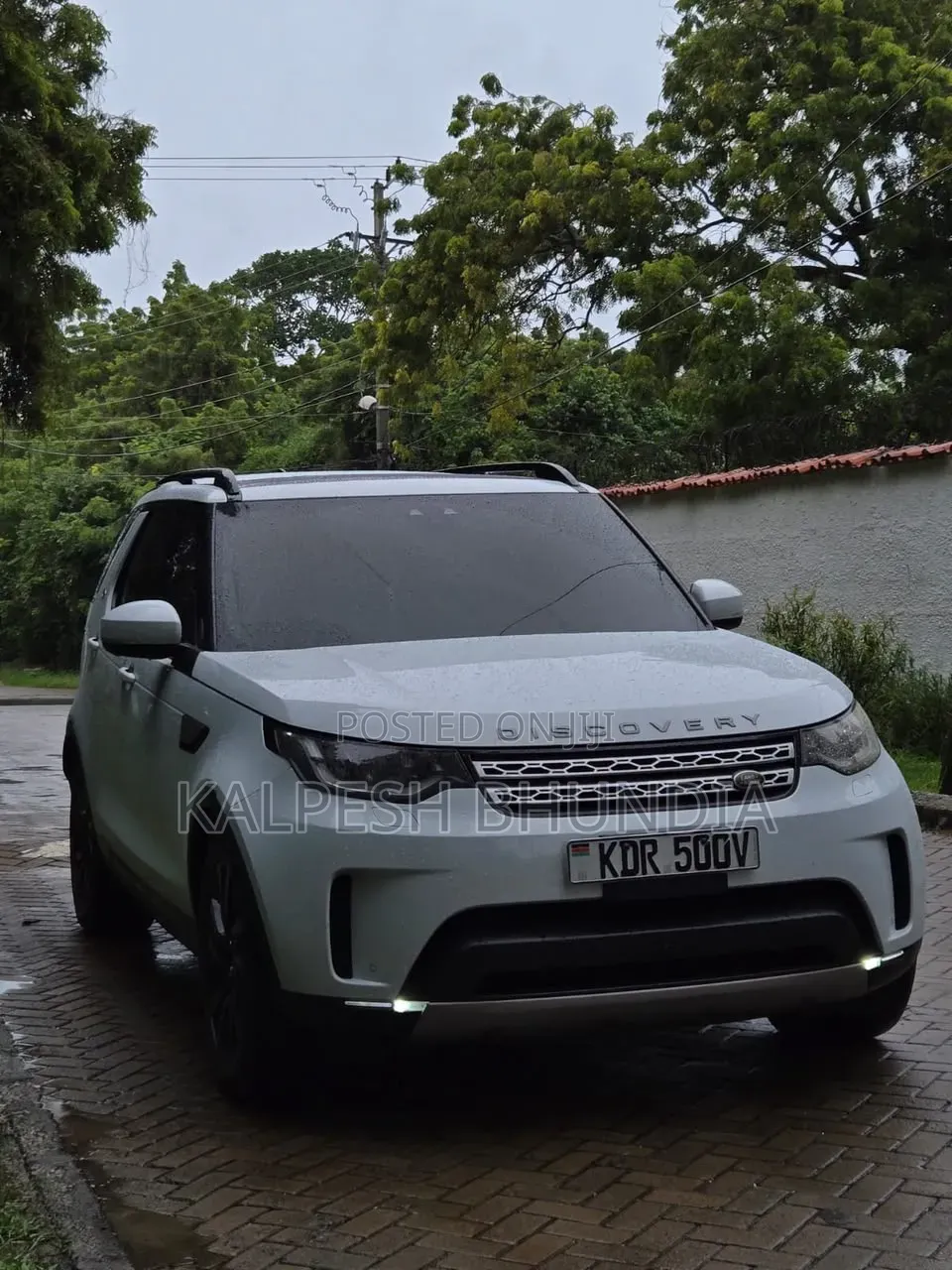 Land Rover Discovery 2018 Off white