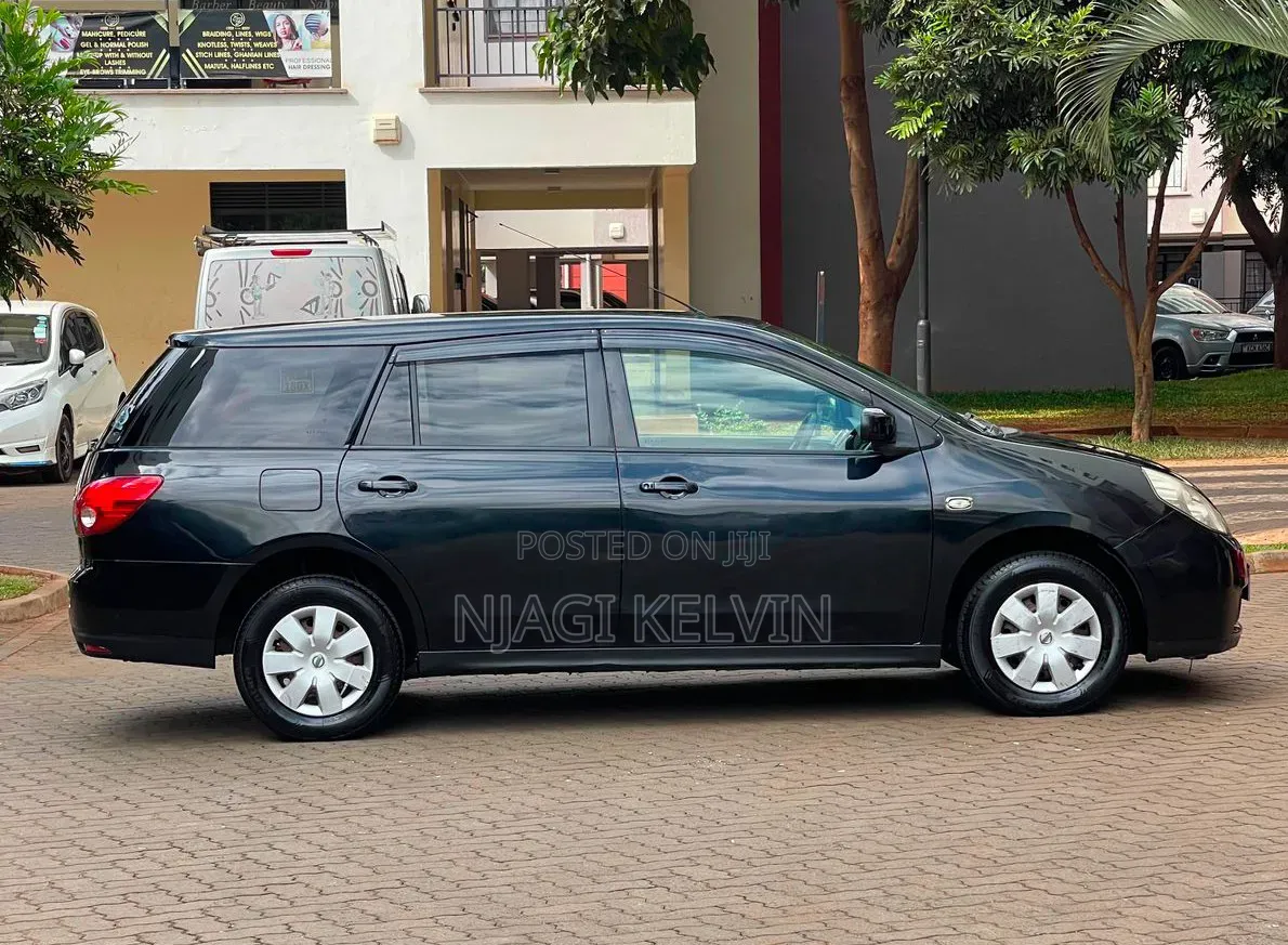 Nissan Wingroad 2012 Black