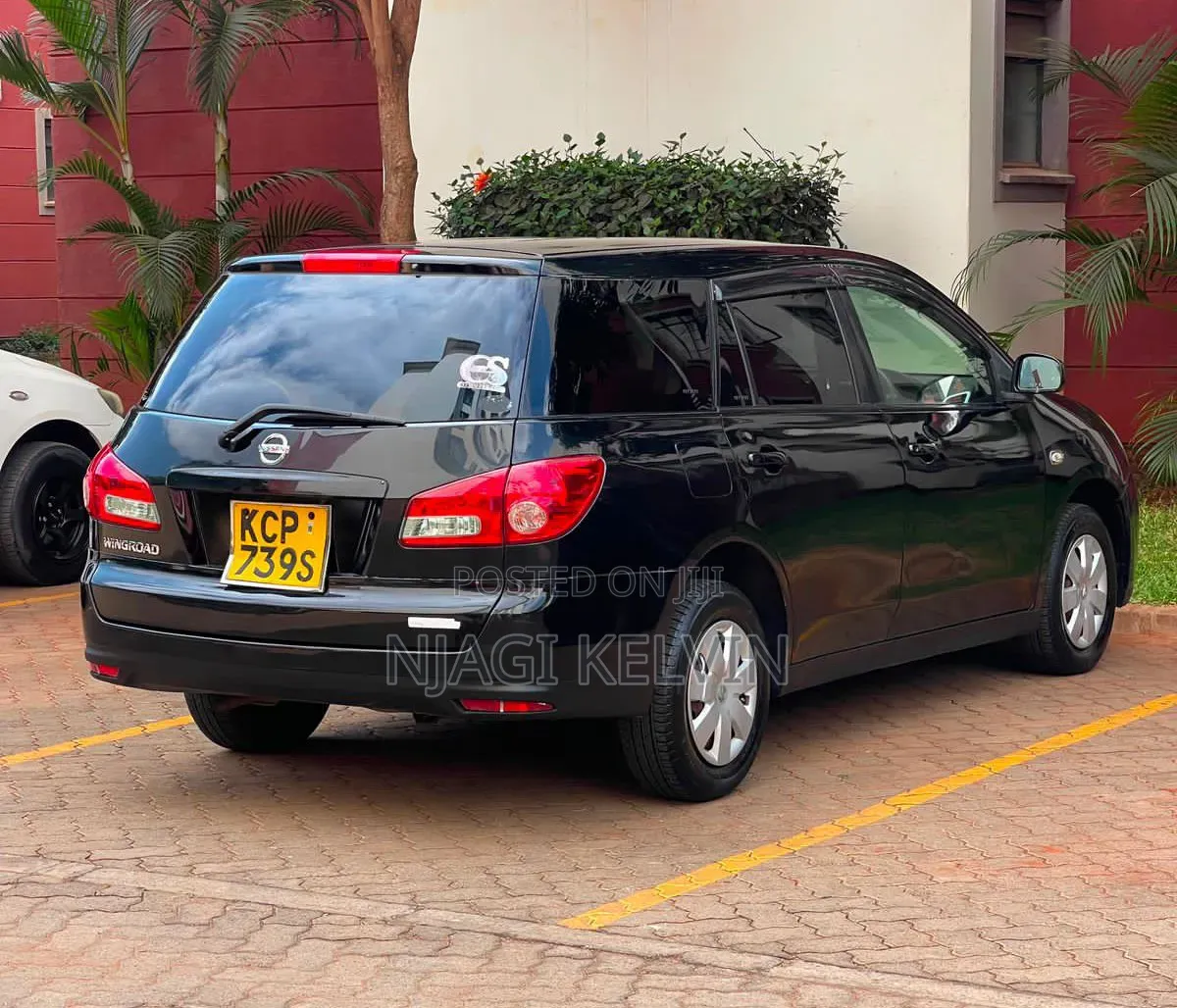 Nissan Wingroad 2012 Black