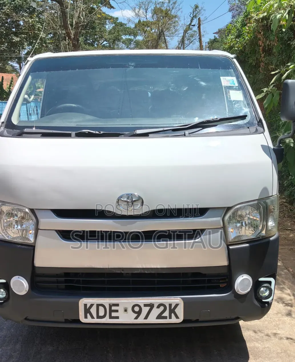 Toyota HiAce 2016 White