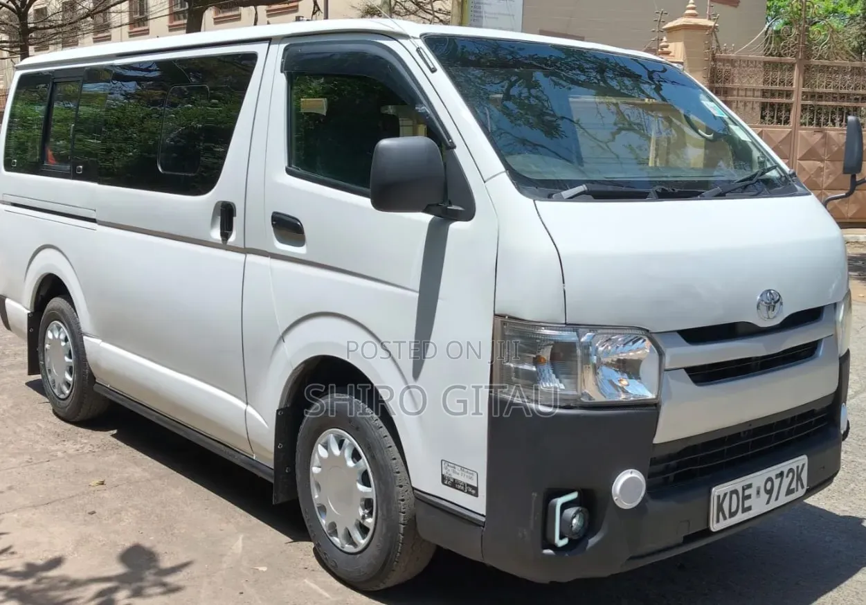 Toyota HiAce 2016 White