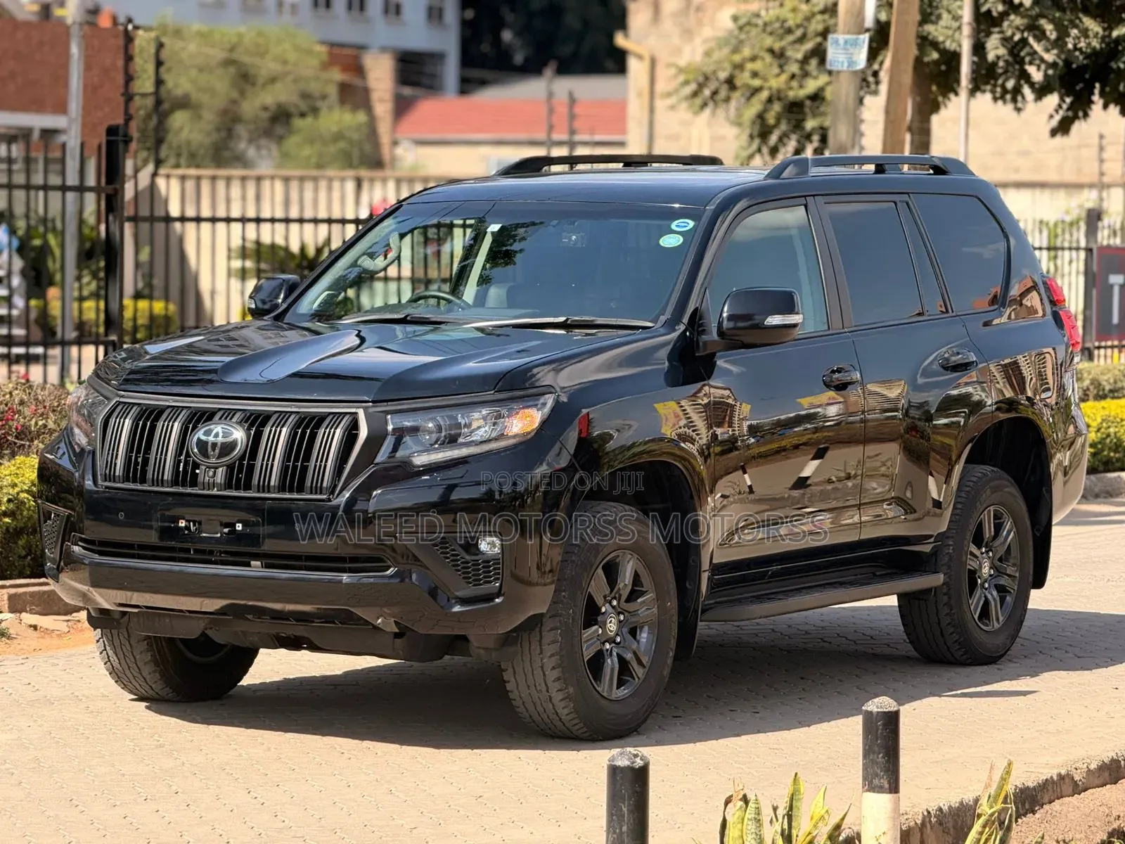 Toyota Land Cruiser Prado 2.8 2023 Black