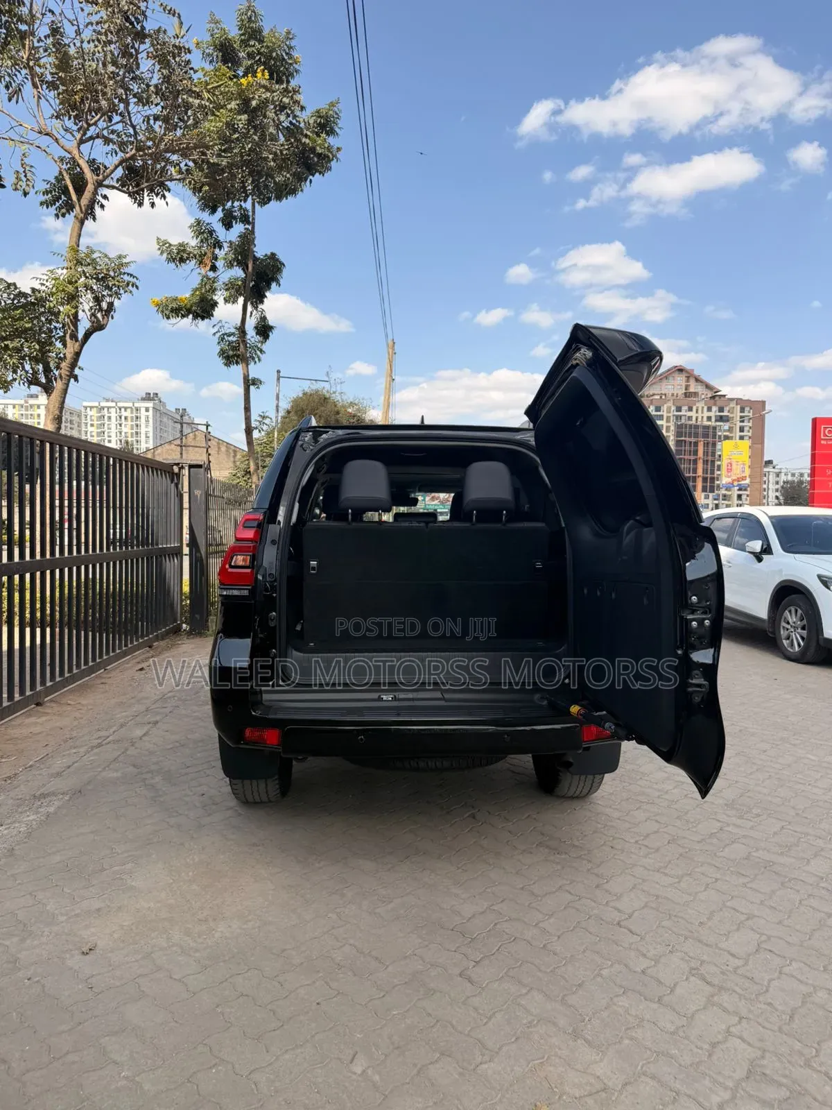 Toyota Land Cruiser Prado 2.8 2023 Black