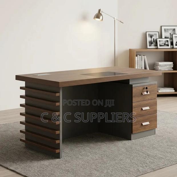 Executive Manager Desk With Drawers – 140cm - thumbnail 3