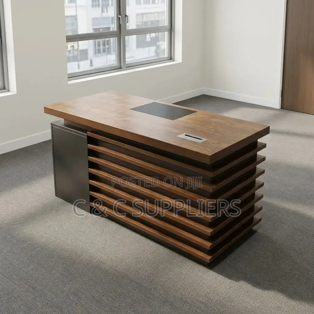 Executive Manager Desk With Drawers – 140cm