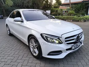 Mercedes-Benz C200 2014 White