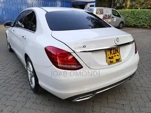 Mercedes-Benz C200 2014 White