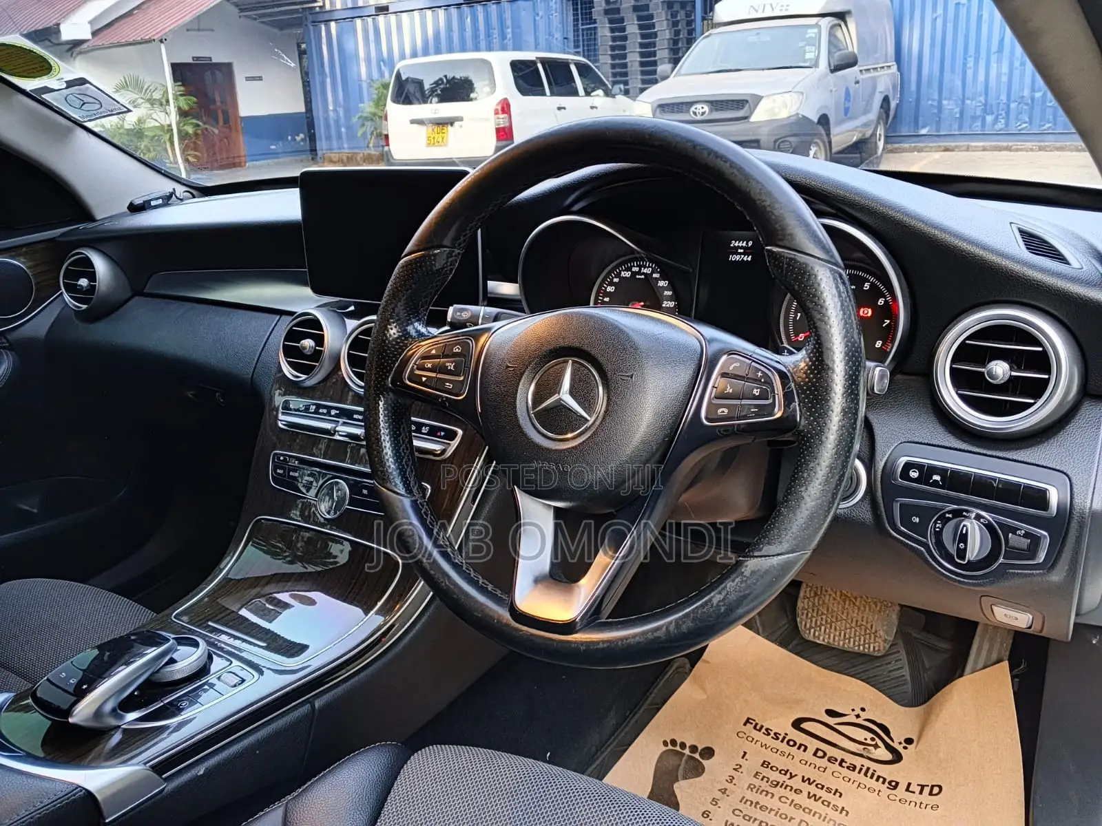 Mercedes-Benz C200 2014 White