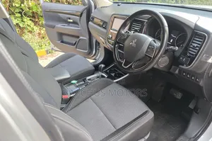 Mitsubishi Outlander SP FWD 2020 Silver