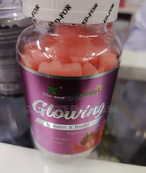 Glowing Keratin & Biotin Gummies