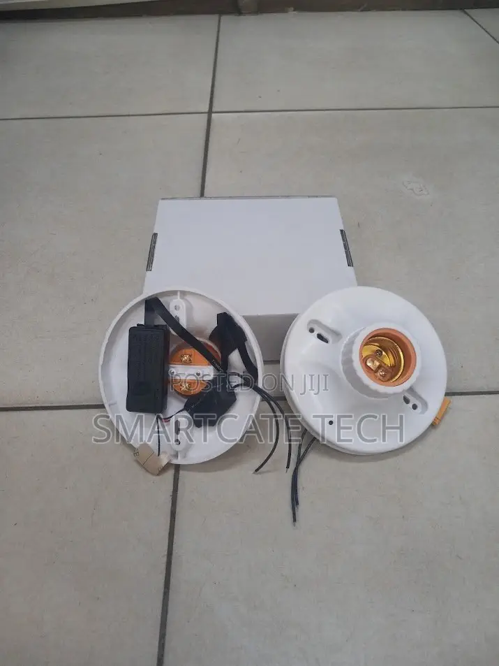 HD WiFi Bulb Security Camera – Easy Home Monitoring