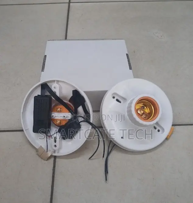 Bulb Socket CCTV Camera – Motion Detection & Mobile View
