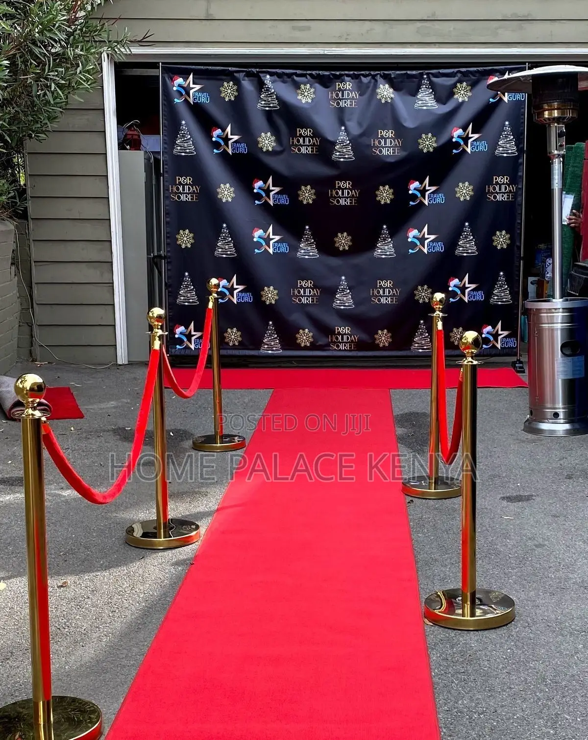 Crowd Control;Luxury Red Rope Stanchion Set With Two Gold Metal Stands