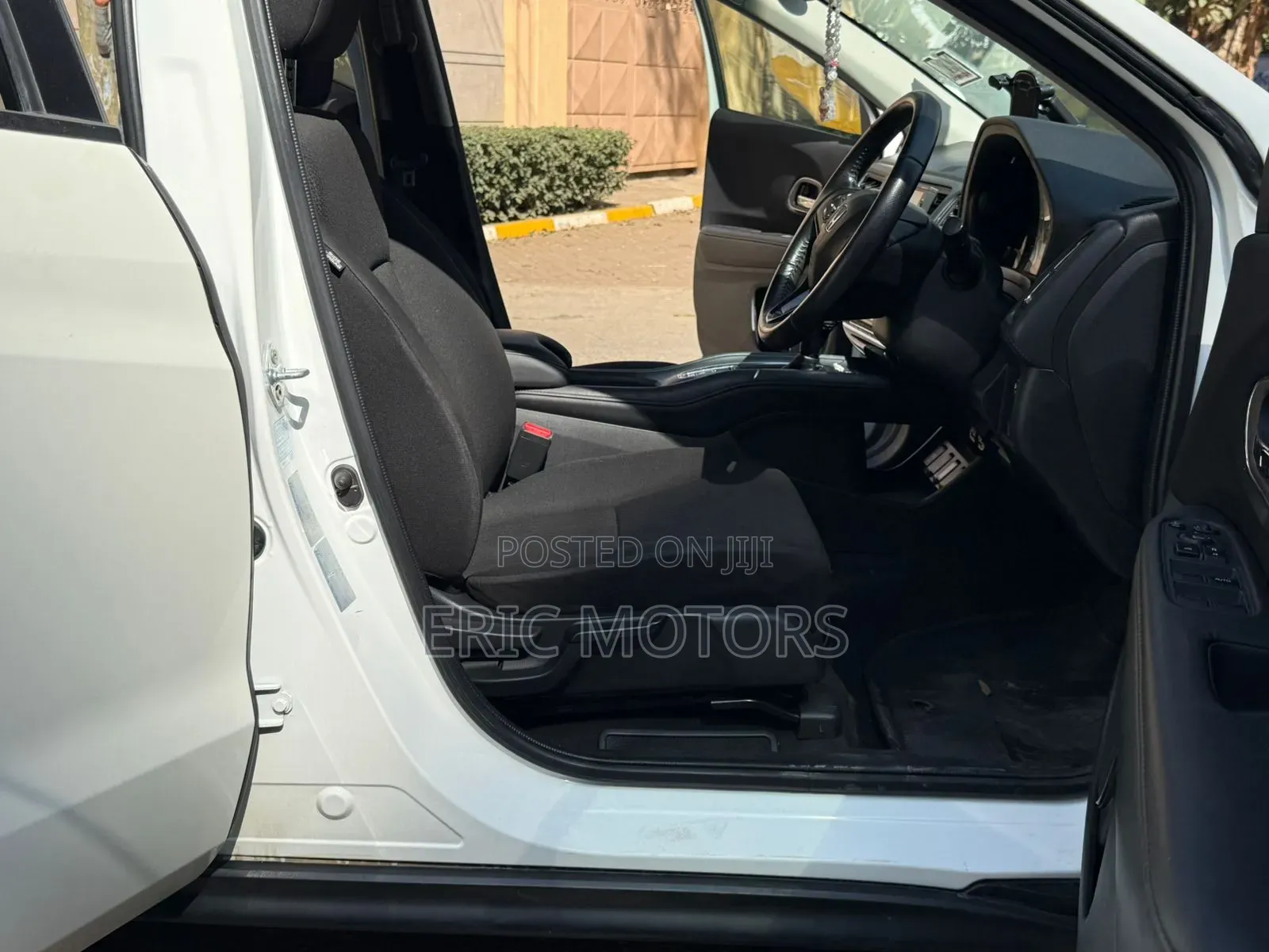 Honda Vezel 2016 White